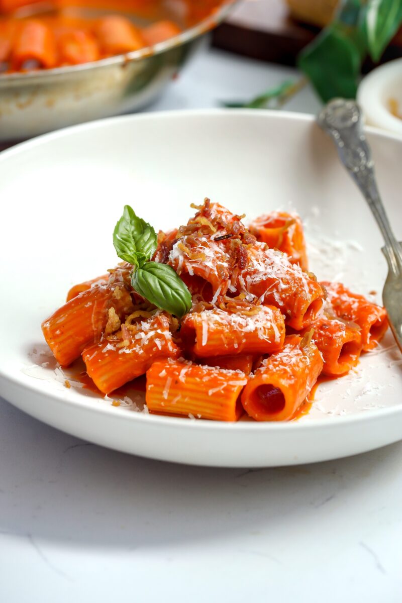 Roasted Red Pepper Rigatoni - Food My Muse